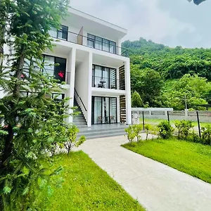https://citro-villa.batumihotels.net