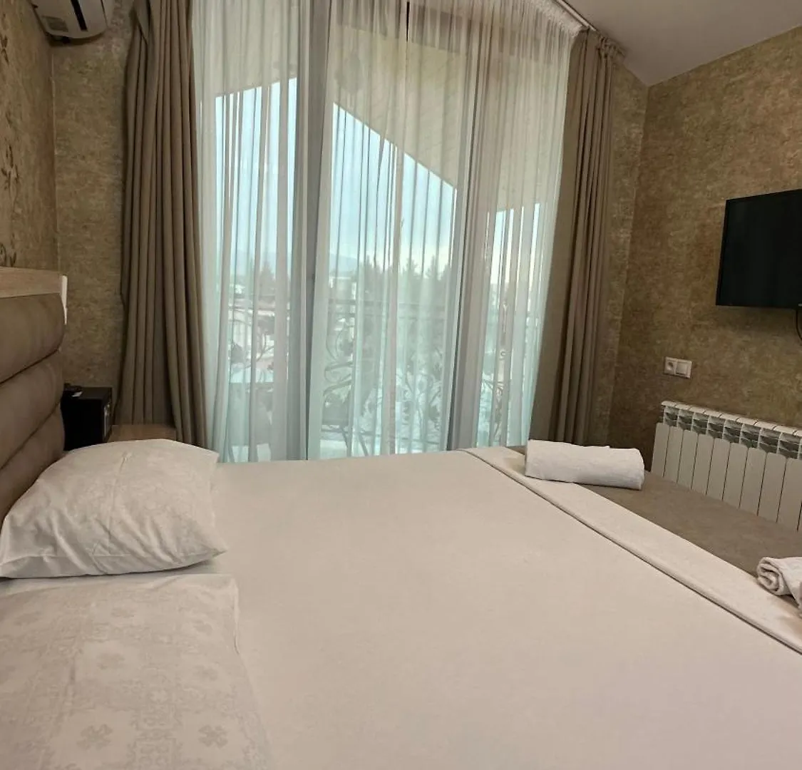 Seaside Hotel Тбилиси 4*,