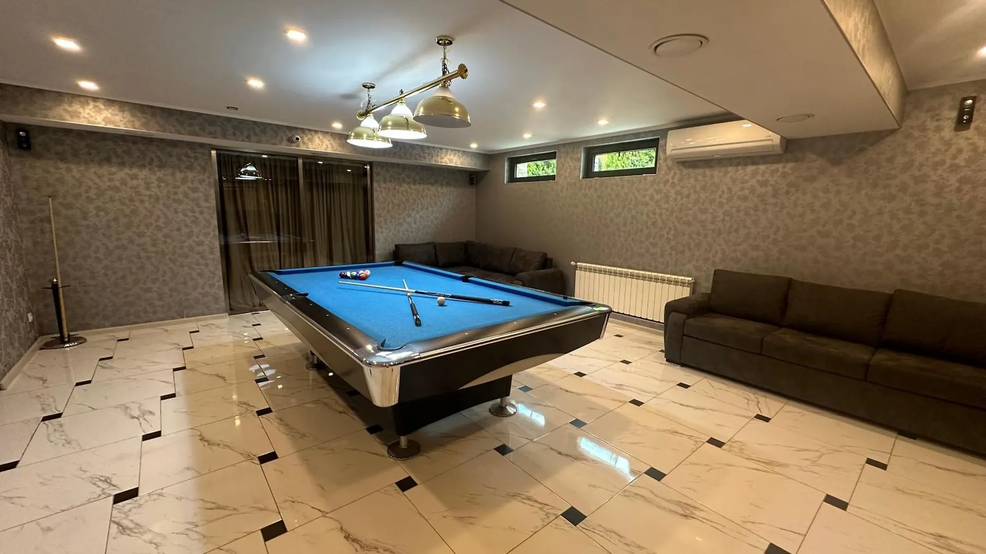 Seaside Hotel Тбилиси 4*,