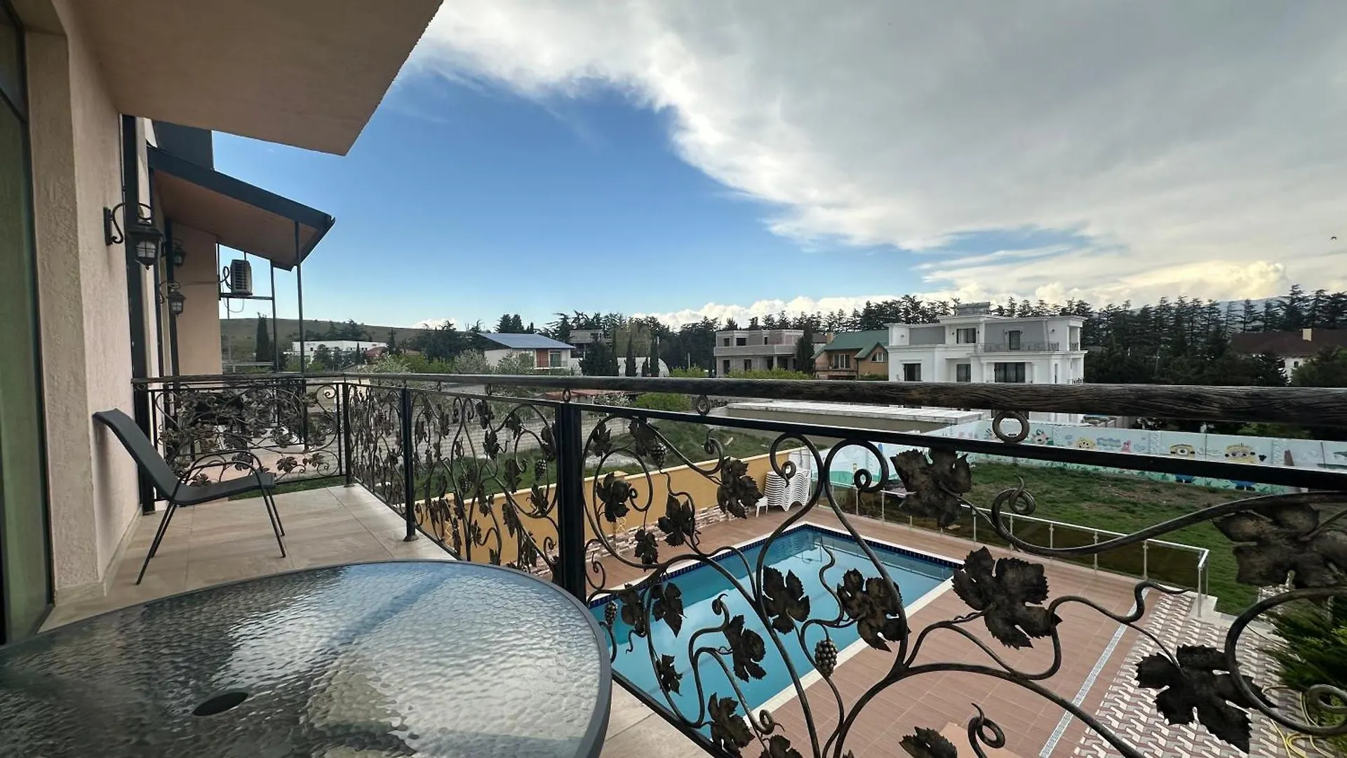 Seaside Hotel Тбилиси